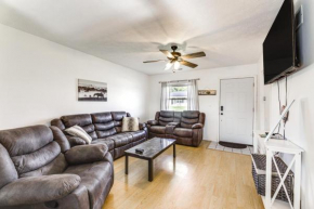 Quiet Dry Ridge Home with Yard - Near Ark Encounter!